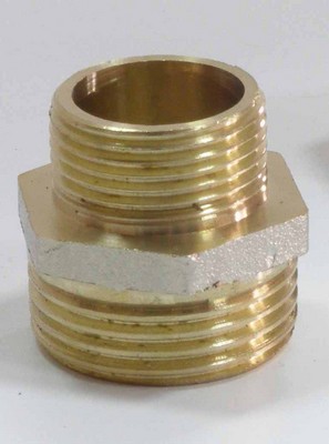 Niplu redus. alama 3/4'M x 1'M