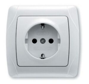 Priza cu impamintare Carmen Viko by Panasonic. Alb. 16 A